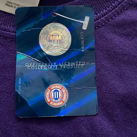 Northwestern university alumni t-shirt, size youth large - Picture 3 of 4